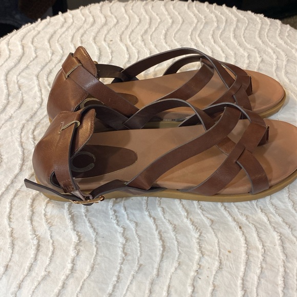 NWOT journee Collection size 8 Brown Sandals - Picture 2 of 5